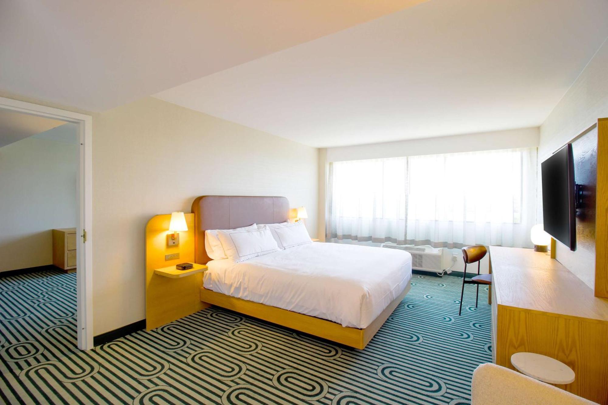 Doubletree By Hilton Clarksville Riverview Екстериор снимка