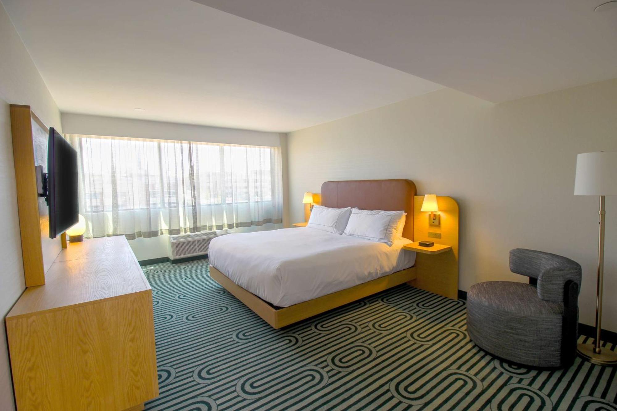 Doubletree By Hilton Clarksville Riverview Екстериор снимка