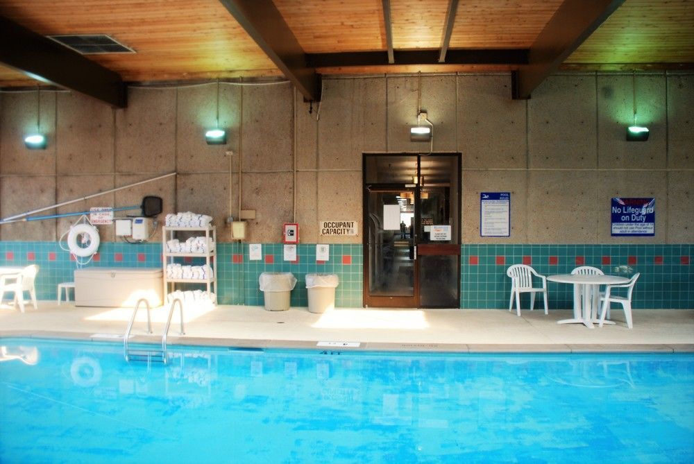 Doubletree By Hilton Clarksville Riverview Екстериор снимка