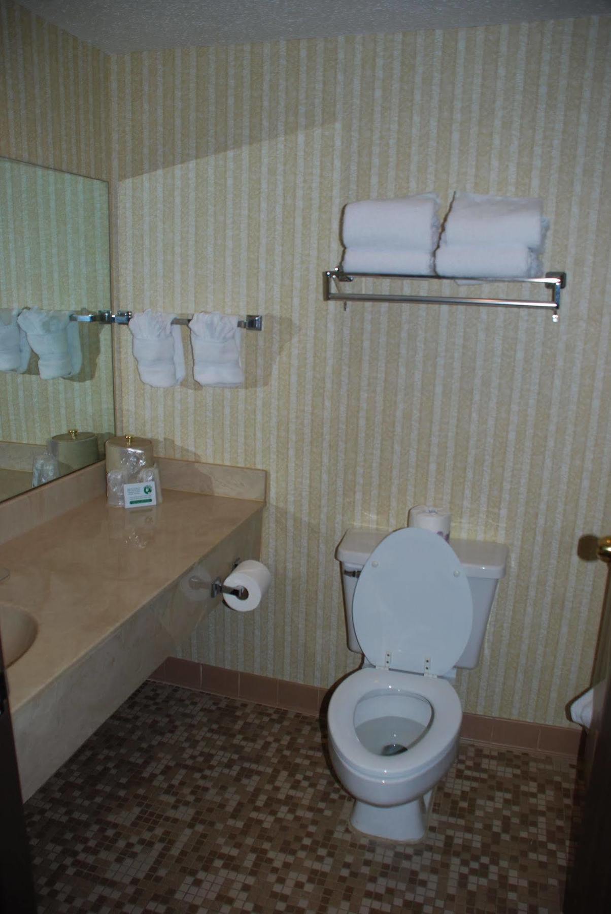 Doubletree By Hilton Clarksville Riverview Екстериор снимка